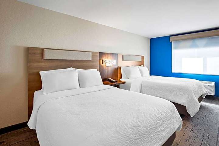 Holiday Inn Express & Suites Tumwater Olympia by IHG