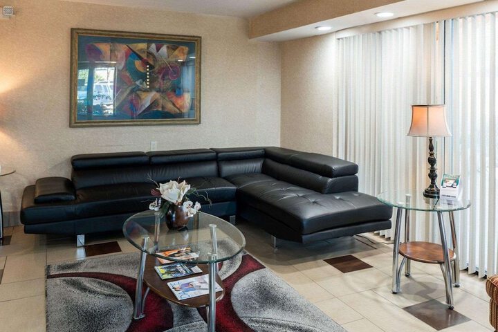 Hotel Interior 7 of 37