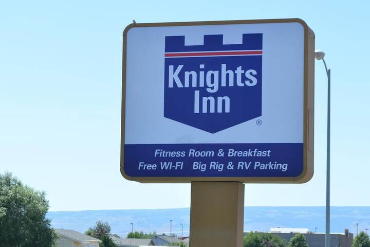Hotel 7 of 27