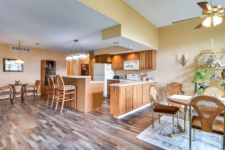 Tonawanda Vacation Rental 13 Mi to Niagara Falls