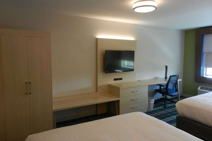Holiday Inn Express & Suites Phoenix West - Buckeye by IHG
