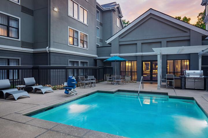 Pool 3 of 39