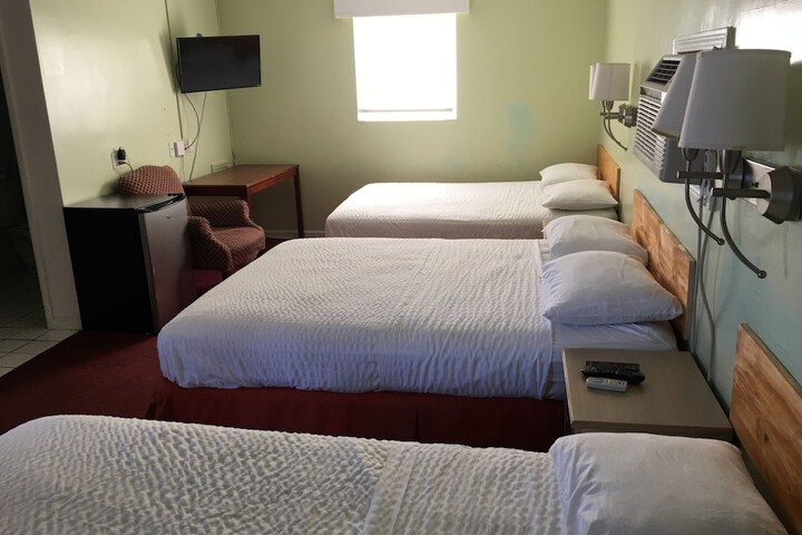 Room 31 of 40