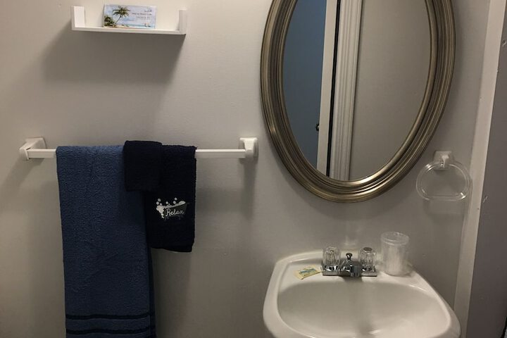 Room 73 of 177