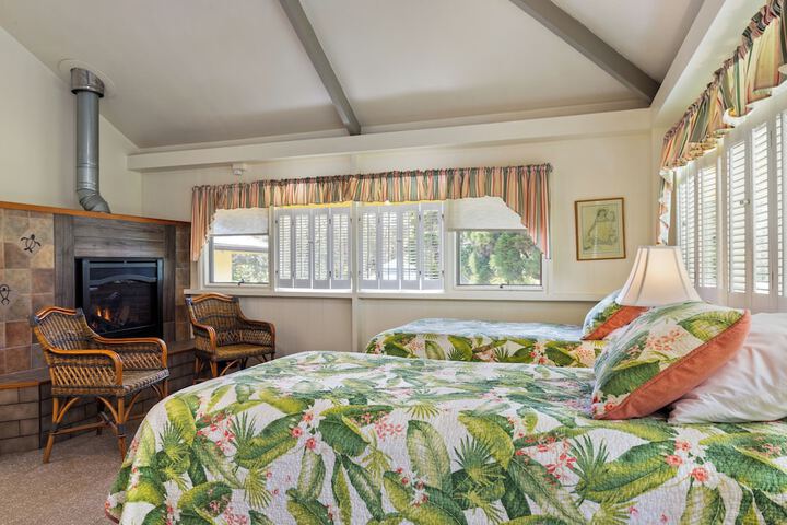 Kilauea Lodge and Restaurant