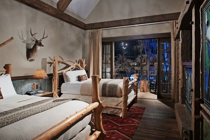 Big Cypress Lodge
