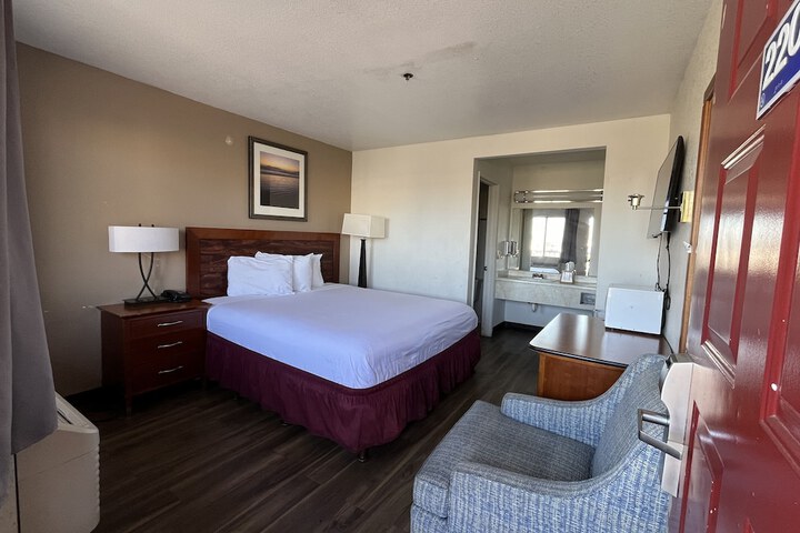 Room 16 of 22