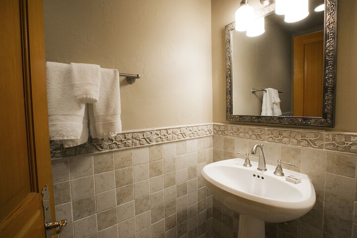 Room 419 of 500