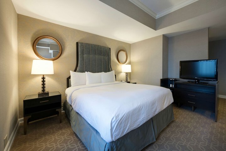 Room 98 of 154