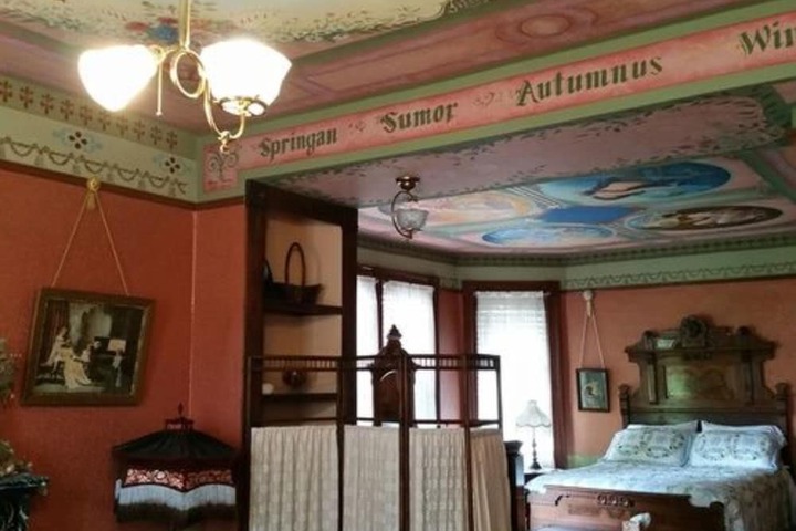 Room 16 of 26