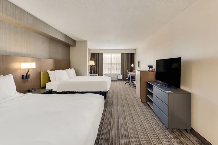 Country Inn & Suites by Radisson Findlay, OH