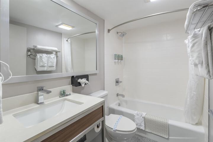 Best Western Airport Plaza Hotel – LAX  Airport LA Stadium