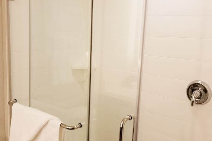 Holiday Inn Express & Suites Miami - Hialeah by IHG