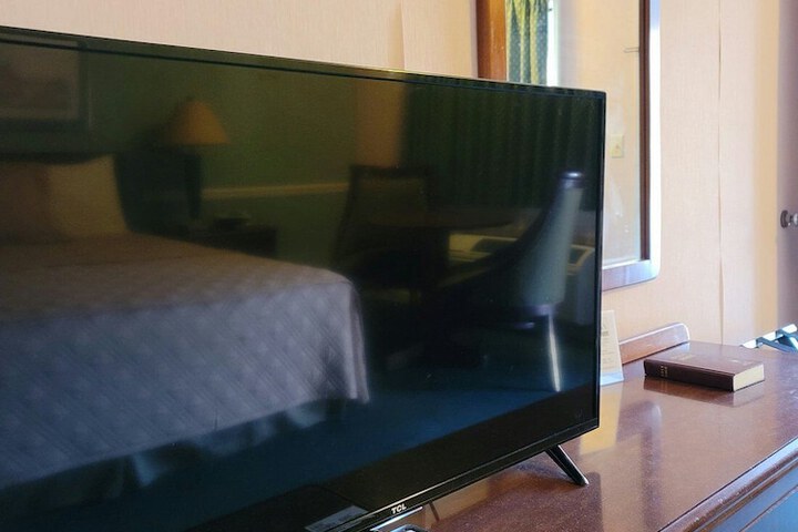 Room 14 of 19