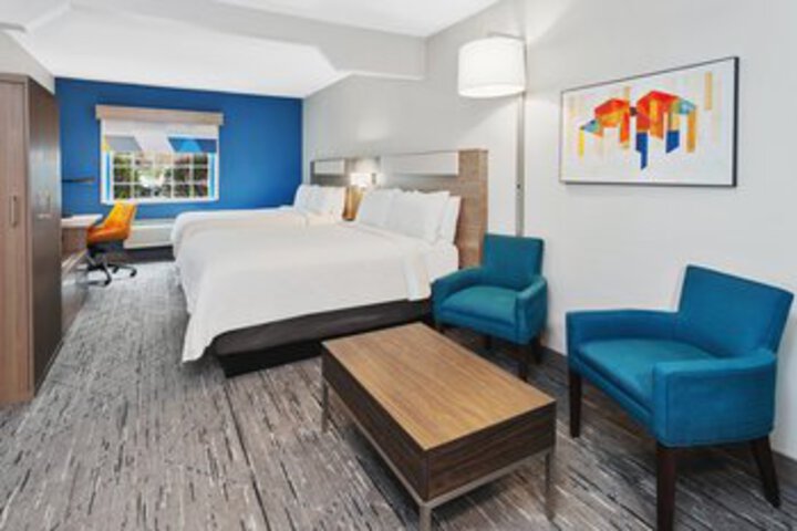 Room 70 of 124