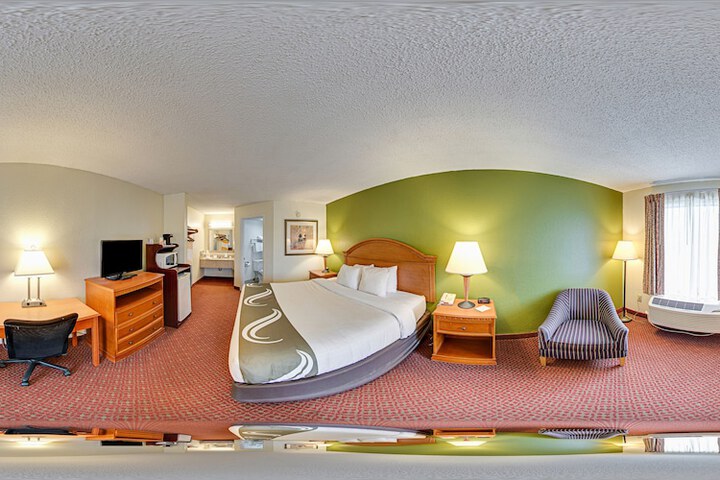 Room 26 of 33