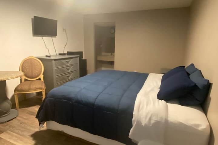 Scottish Inns and Suites
