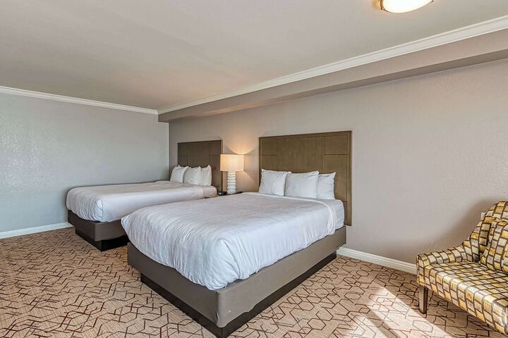 Room 43 of 150