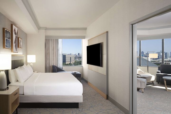 Hilton Anatole