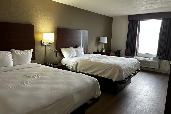 Room 12 of 26