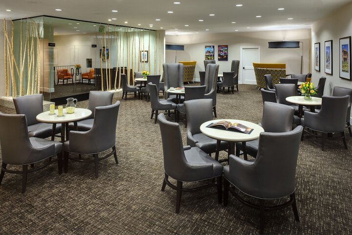 Business Center 39 of 54