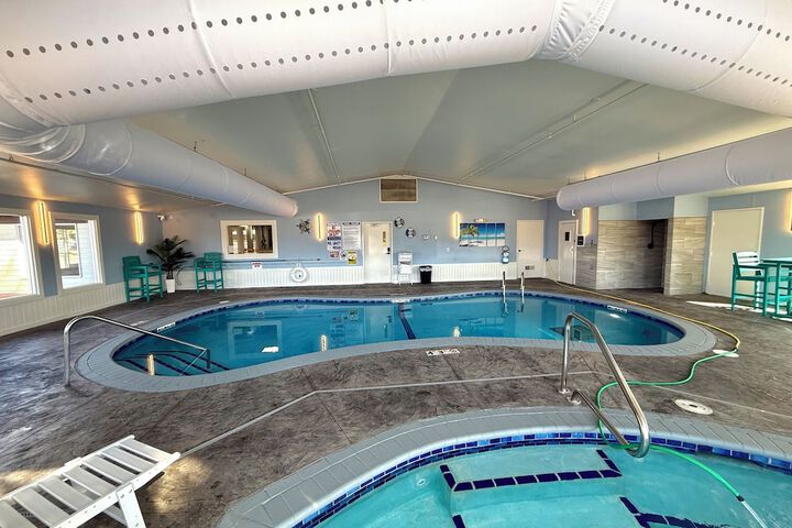 Nisswa Hotel and Suites