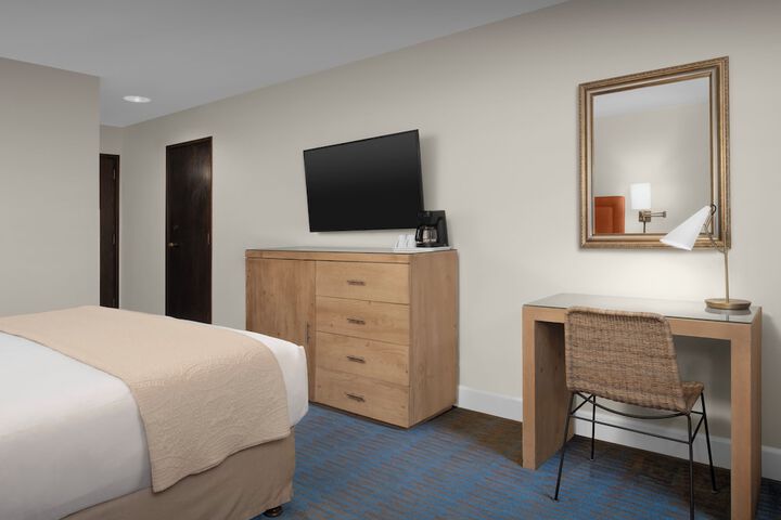 Room 30 of 58