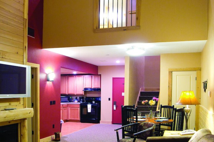 Room 53 of 85