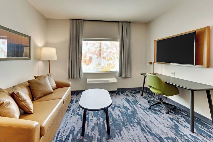 Room 12 of 30