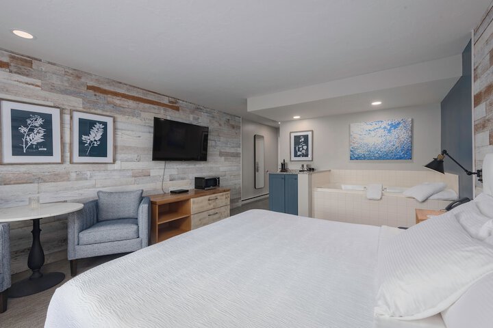 Room 40 of 69