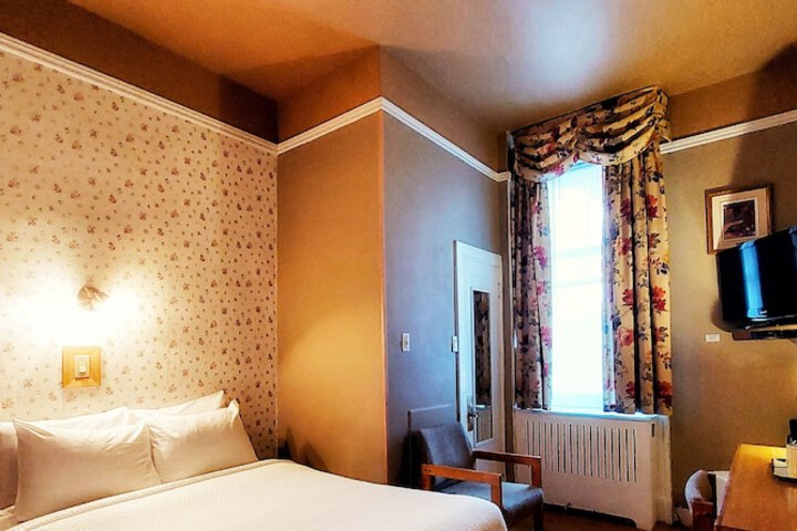 Room 29 of 71