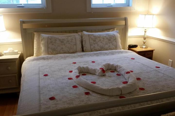 Acorn Hill Lodge and Spa