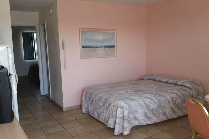 Room 13 of 26