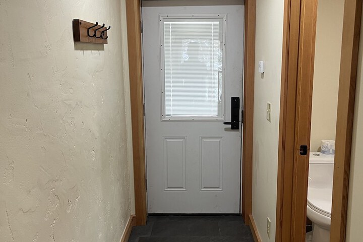 Room 25 of 29