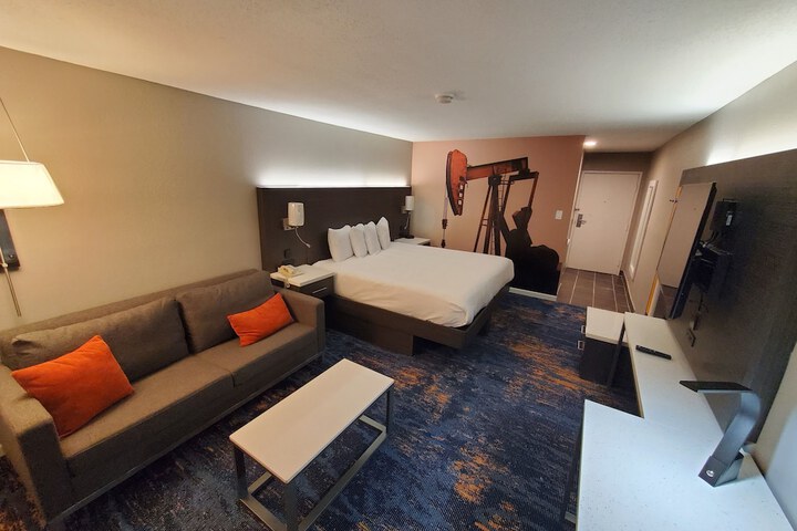 Room 14 of 40