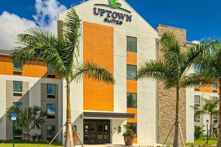 Uptown Suites Extended Stay Miami FL – Homestead