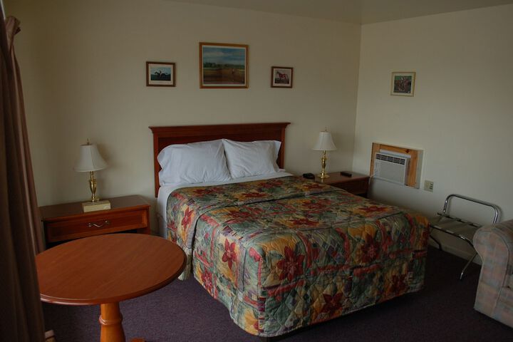 Room 25 of 61