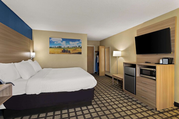Room 20 of 35