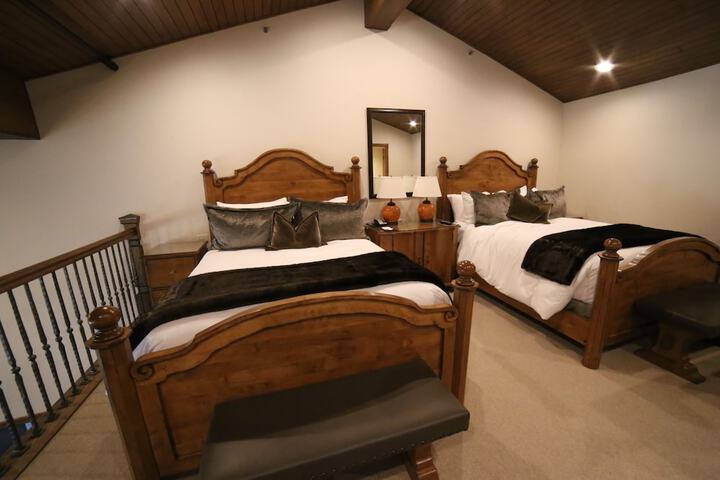 Stein Eriksen Lodge