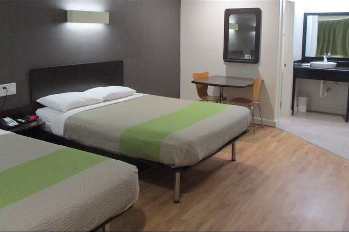 Room 18 of 36