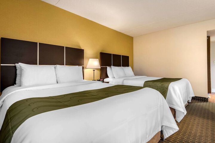 Room 15 of 38