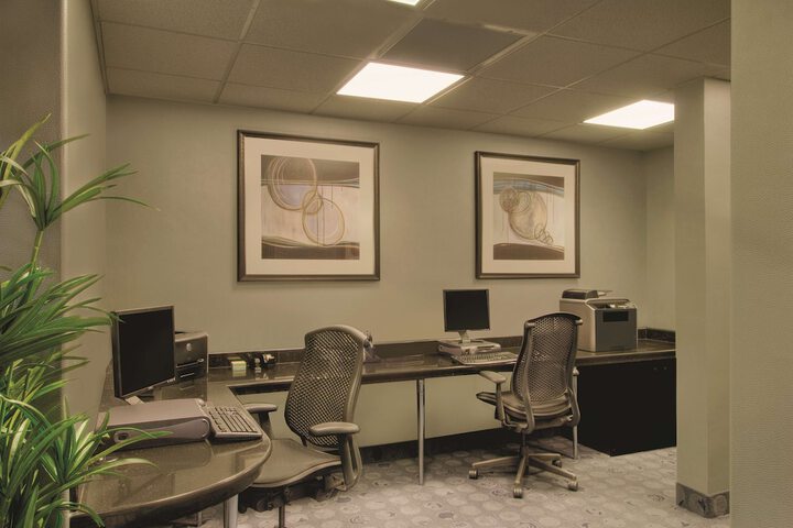 Business Center 43 of 43