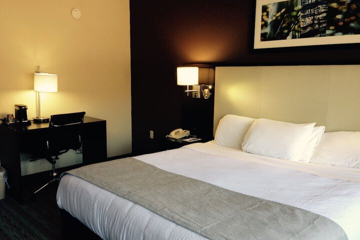 Room 22 of 42