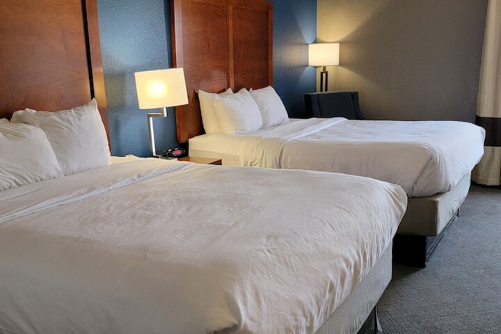 Room 19 of 41