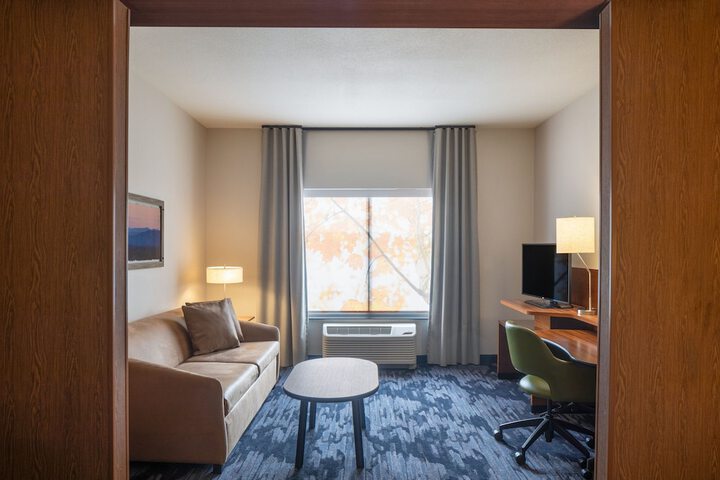 Room 30 of 44