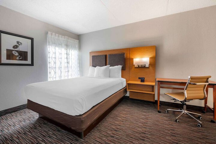 Room 35 of 56