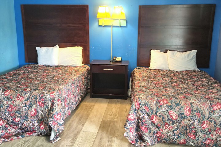 Holiday Motel by Belvilla Cleveland TN