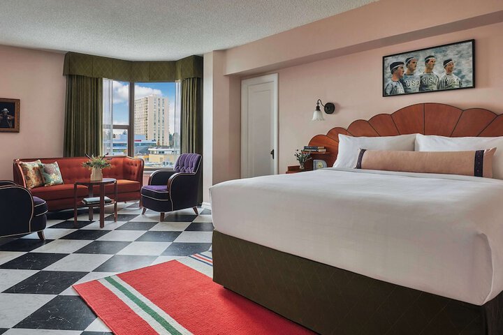 Room 40 of 71