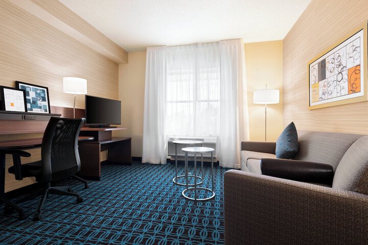 Room 8 of 22