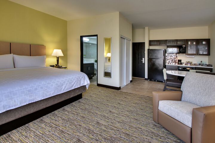 Room 22 of 40